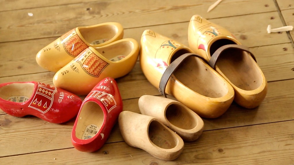 dutch clog shoes